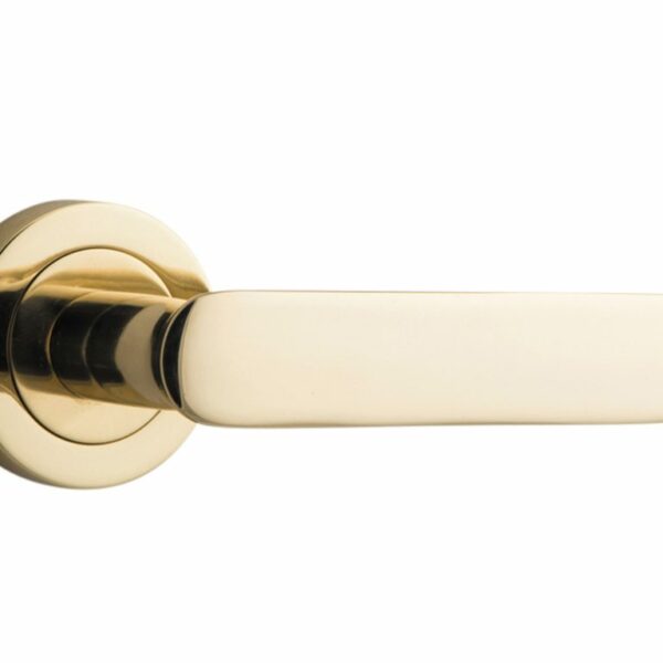 Bankston Bronte Polished Brass Lever Handle On Round Rose