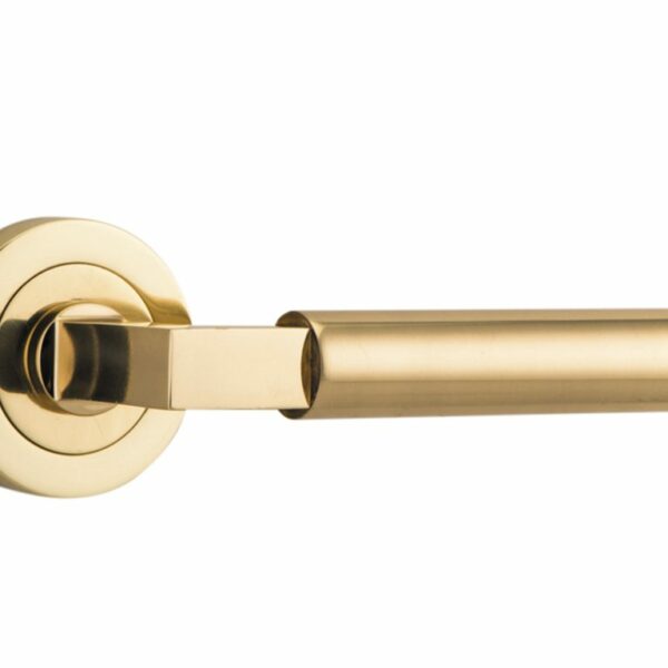 Bankston Berlin Polished Brass Lever Handle On Round Rose