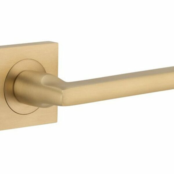 Iver Baltimore Lever Handles On Square Rose