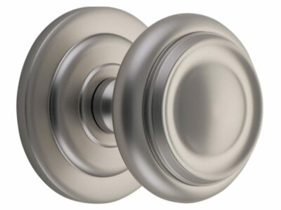 Iver Sarlat Entry Centre Knobs