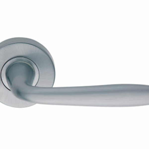 Schlage Moda Series Alyssia Lever Handles On Round Rose