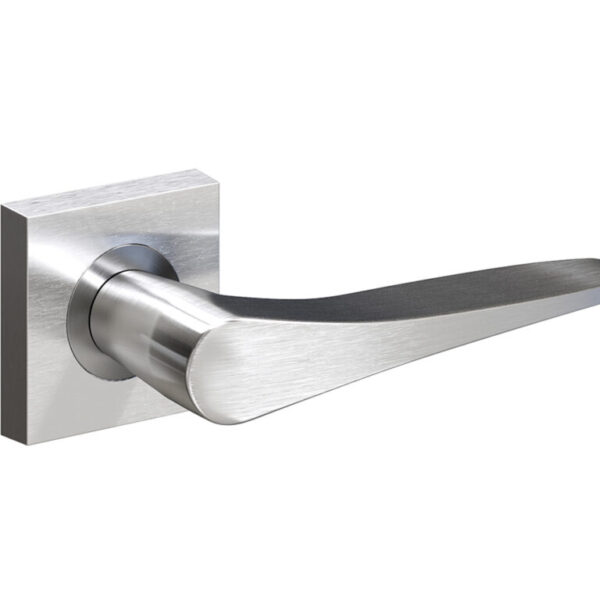 Schlage 8000 Series Rubens Lever On Rose