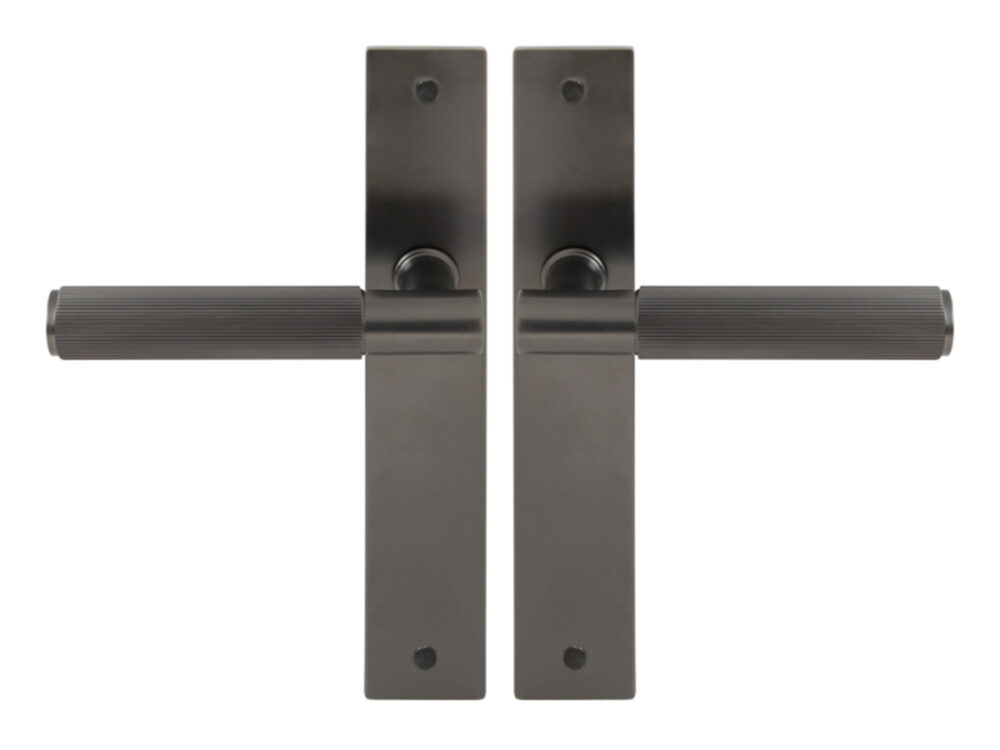 Nido Verge Lever Sets On Long Plate - Image 3