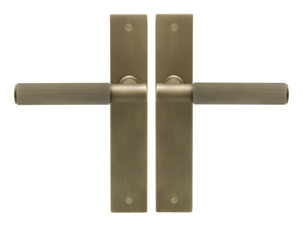 Nido Verge Lever Sets On Long Plate - Image 5